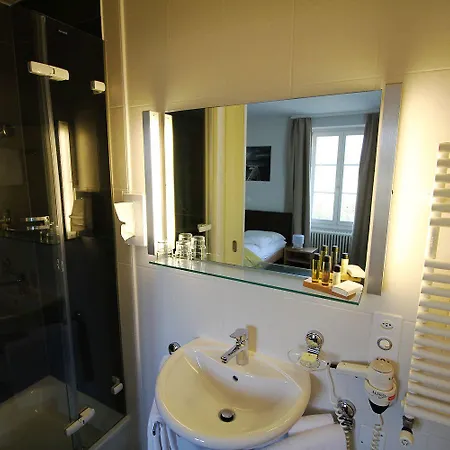 La Clef D'or Communale Penzion Bursinel