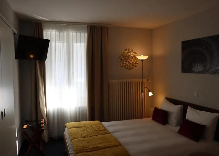 La Clef D'or Communale 3* Bursinel