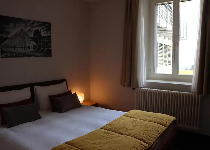 La Clef D'or Communale Herberg Bursinel