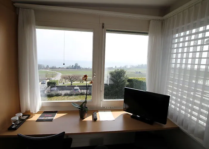 La Clef D'or Communale 3* Bursinel