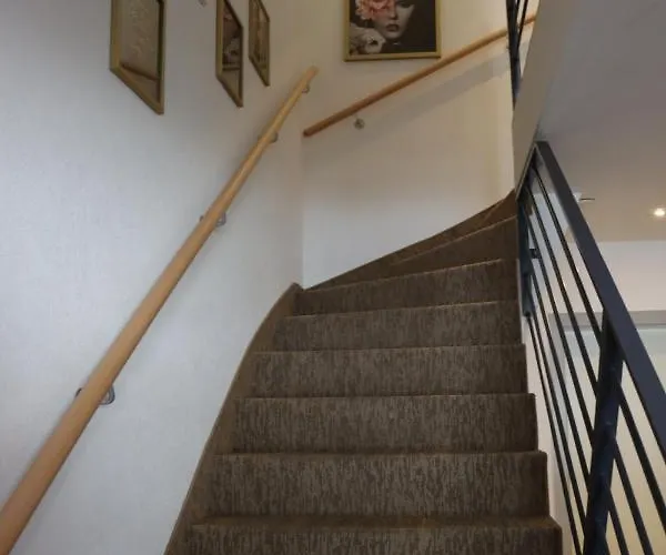 La Clef D'or Communale 3* Bursinel